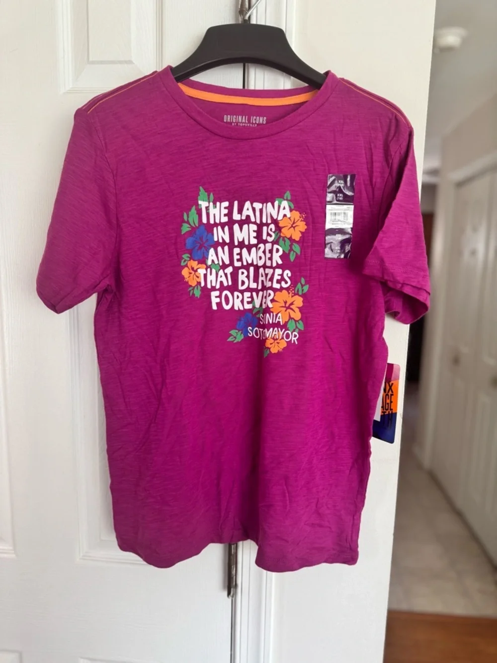 Topsville Original Icons Sonia Sotomayor Latina Quote Graphic T-Shirt XXL 18 NWT - Picture 5 of 10